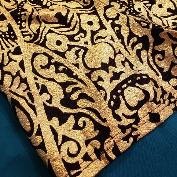 HoneyLee Black Gold Foil Shorts - Picture 3 of 5